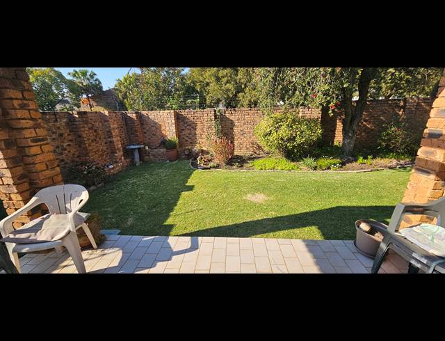3 BEDROOM TOWNHOUSE FOR SALE IN RANDHART